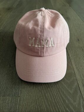 Women’s David & Young Mama hat. Size: OS. NWT.
